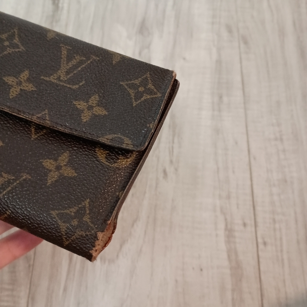 Authentic Louis Vuitton Monogram Porte Tresor International Trifold Long Wallet - Picture 8 of 16